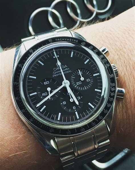 omega speedmaster accessories|pre owned omega speedmaster.